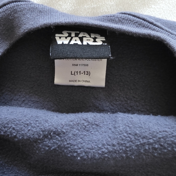 Star Wars The Child Graphic Sweatshirt - Picture 3 of 5